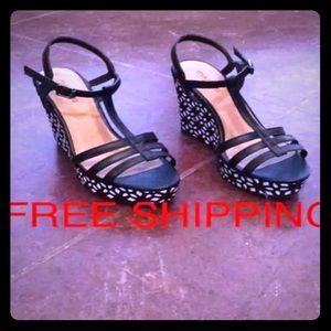 NWOT Maurice's Platform Wedges